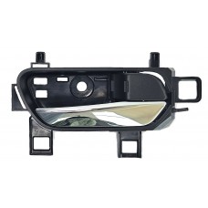 MANIJA INTERIOR ABRIR NISSAN Versa 20-24 Kicks 18-24 Negra/Cromada Delantera DERECHO MANIJA INTERIOR ABRIR NISSAN Versa 20-24 Kicks 18-24 Negra/Cromada Delantera DERECHO