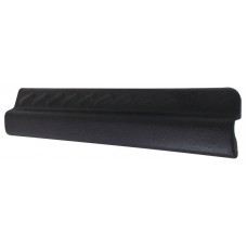 MOLDURA PISA ALFOMBRA NISSAN Tsuru III Trasera Negra con grapas (39.2 cm.) DERECHA